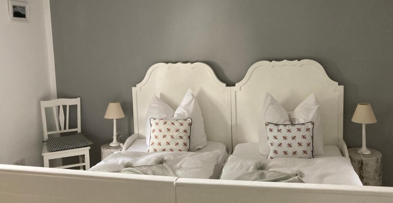 Guest House Dommitzsch Bagian luar foto