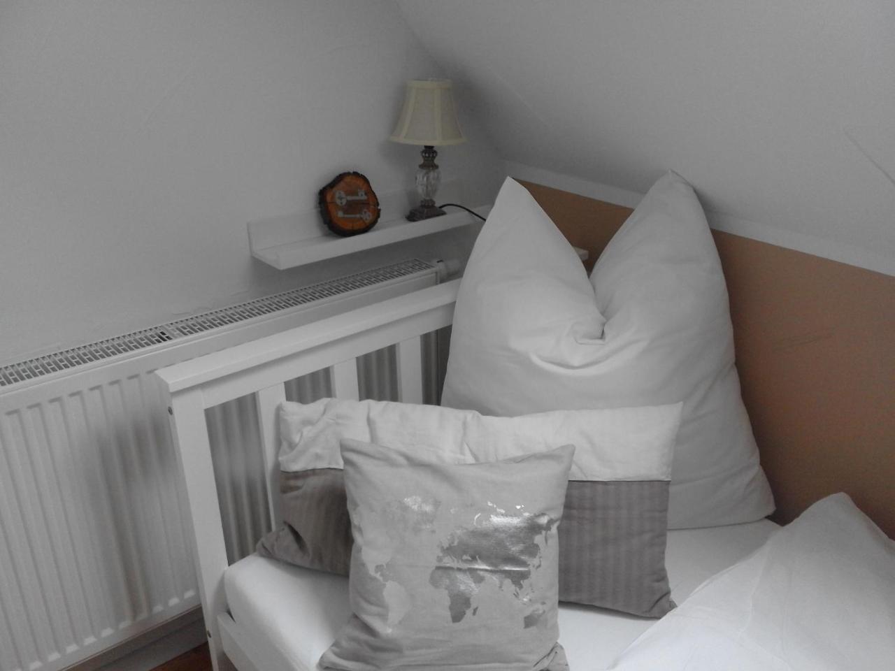 Guest House Dommitzsch Bagian luar foto