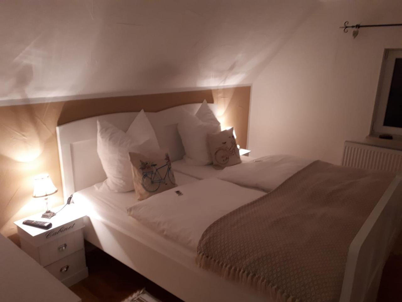 Guest House Dommitzsch Bagian luar foto