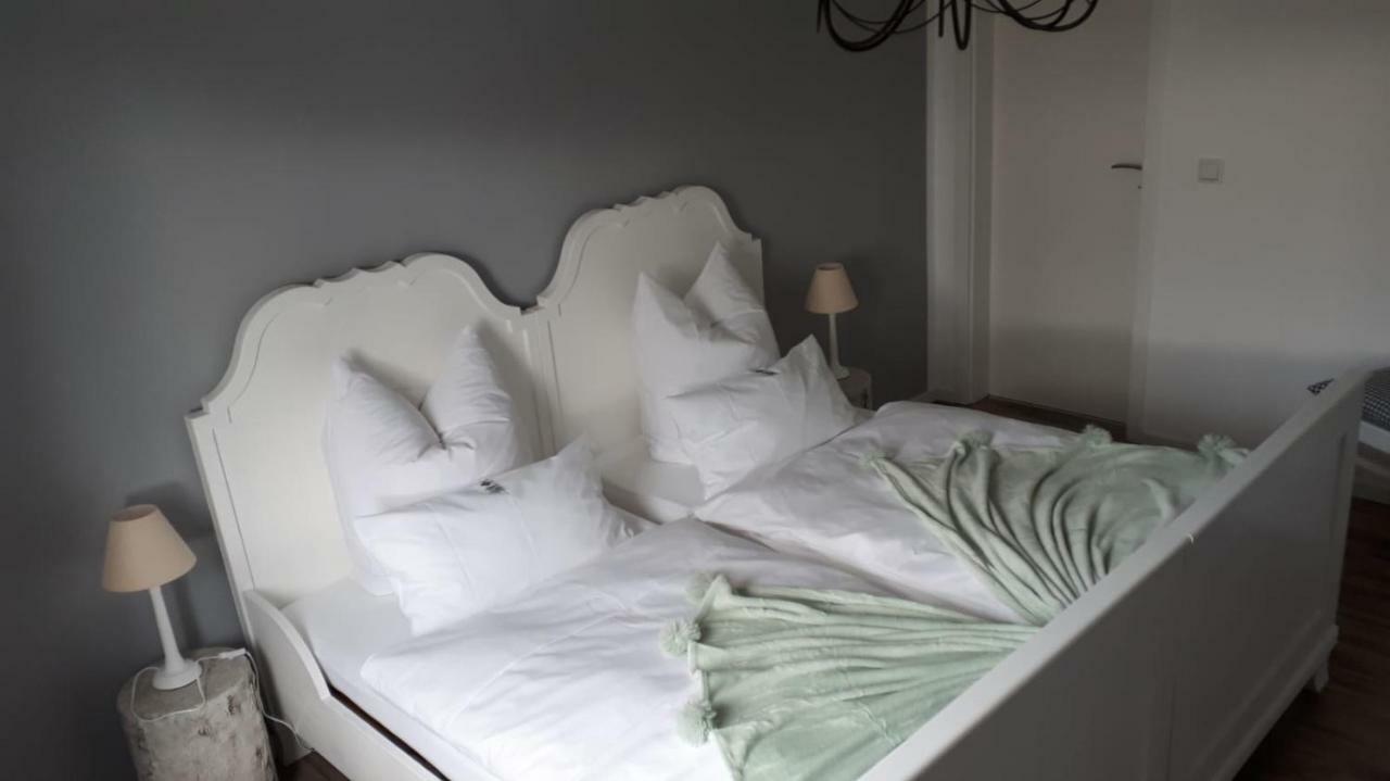 Guest House Dommitzsch Bagian luar foto