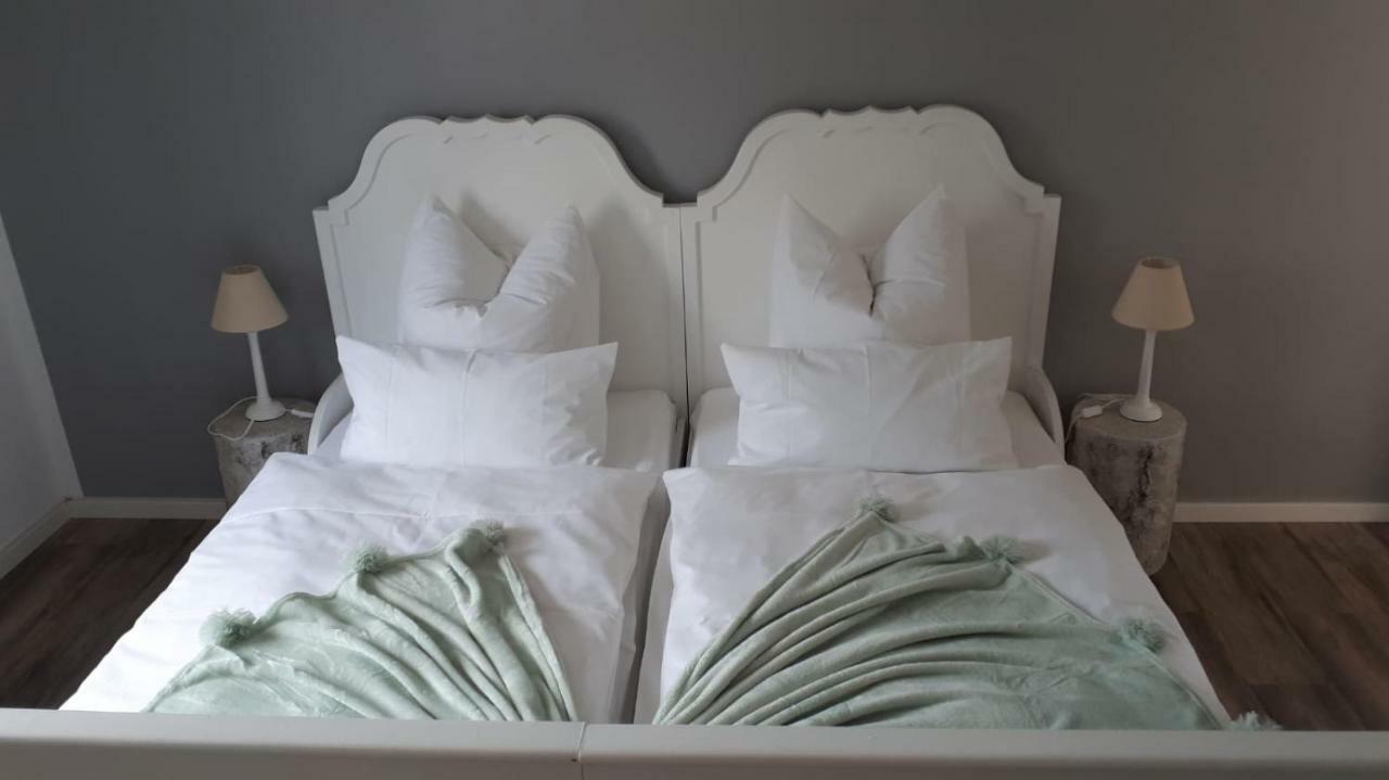 Guest House Dommitzsch Bagian luar foto